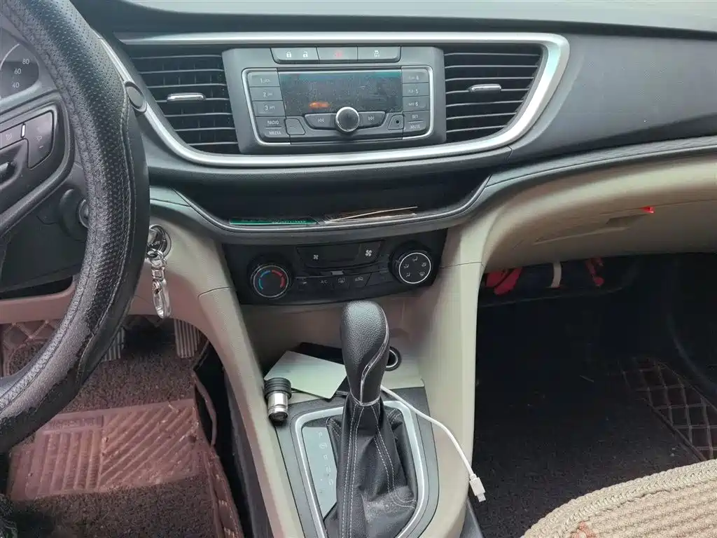 Buick Excelle 2017 — фото 14
