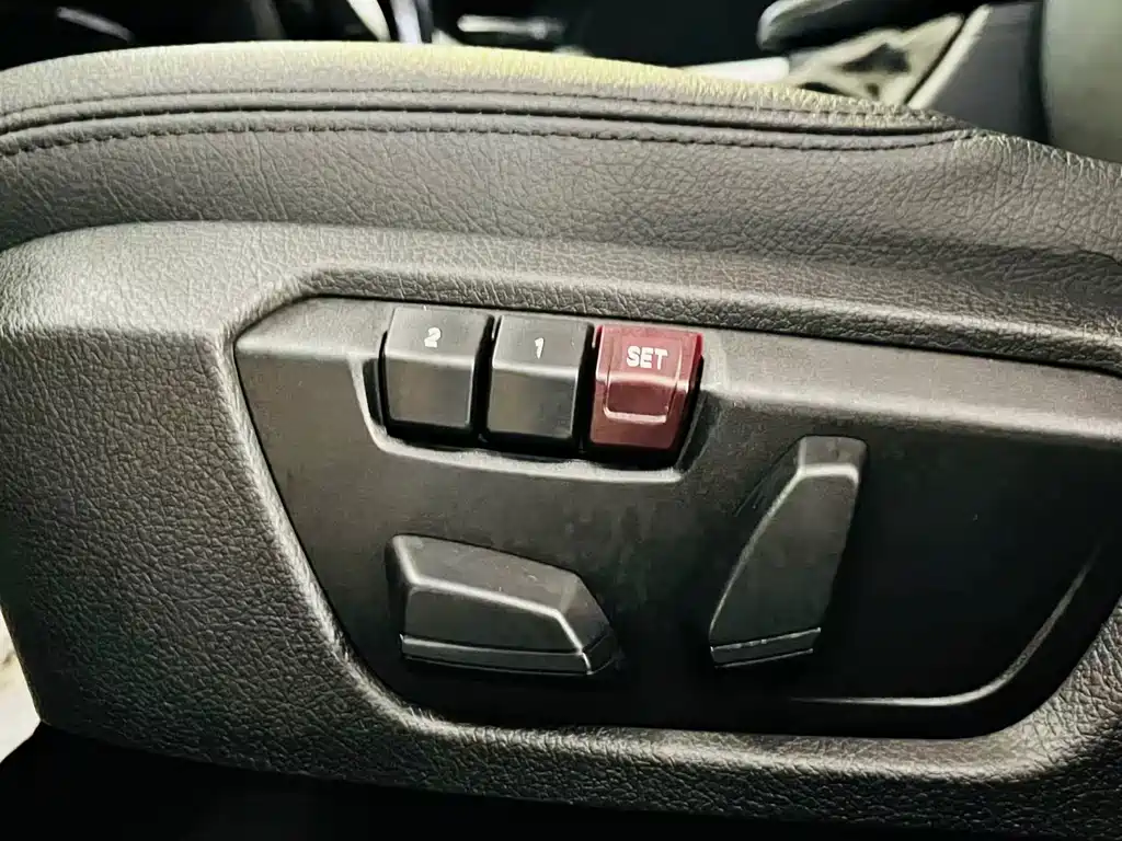 BMW 3 Series 2015 — фото 9