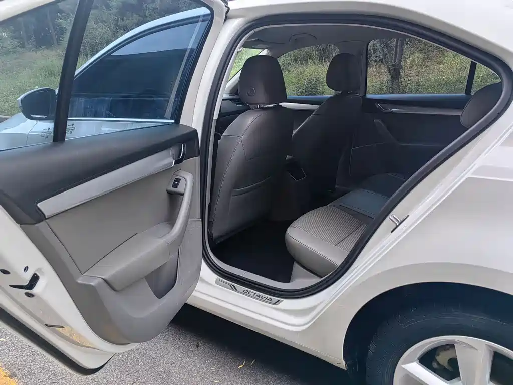 Skoda Octavia 2015