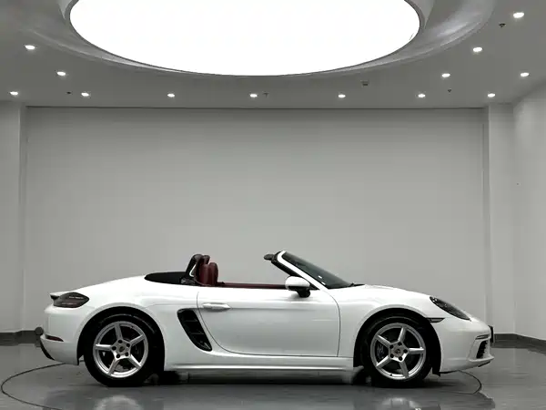 Porsche 718 2022