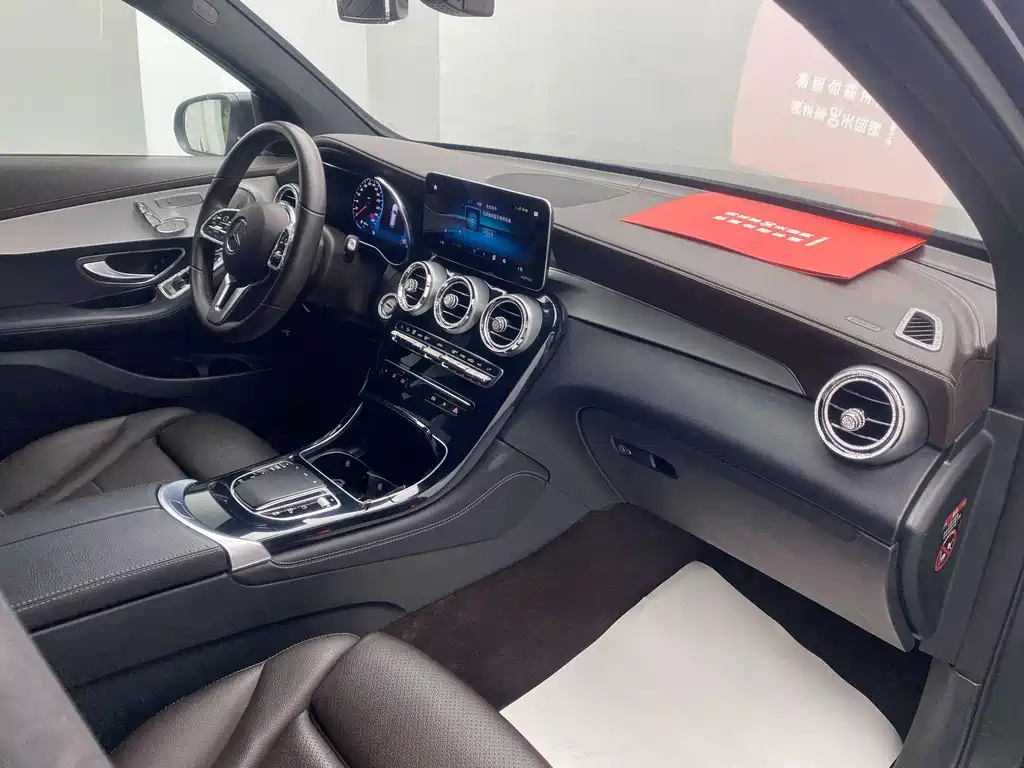 Mercedes-Benz GLC 2021 — фото 16