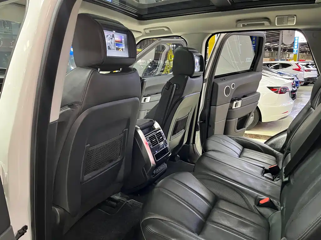 Land Rover Sport 2017 — фото 13
