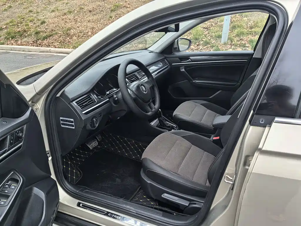 Volkswagen C-Trek 2017 — фото 5