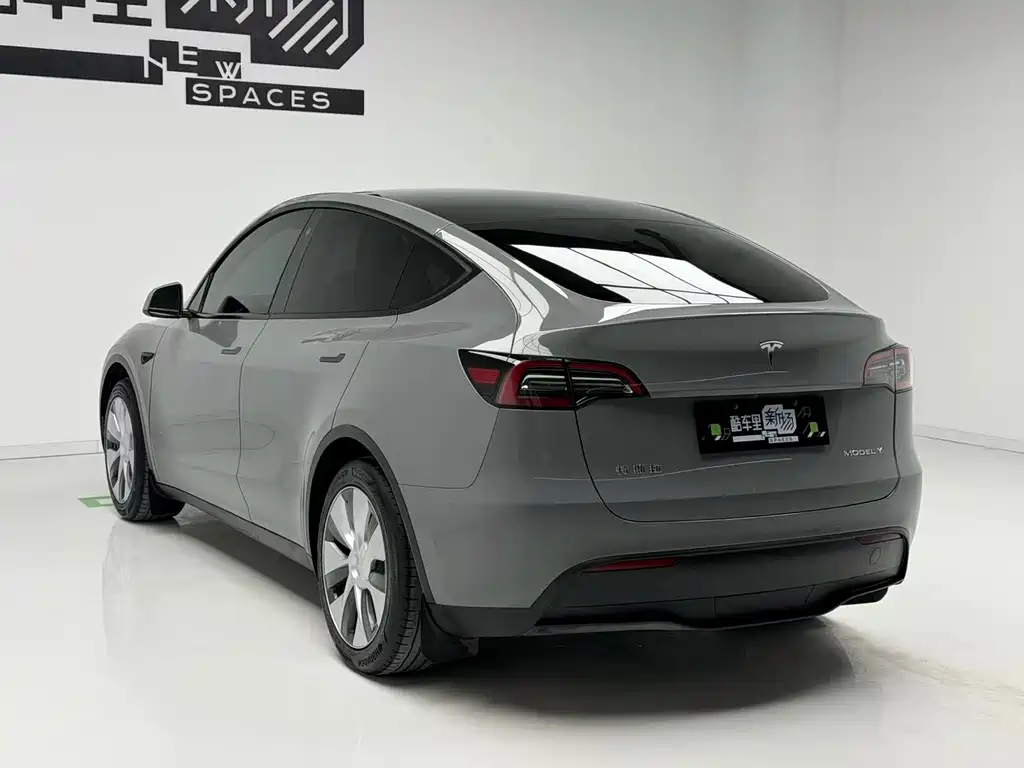 Tesla Model Y 2023 — фото 6