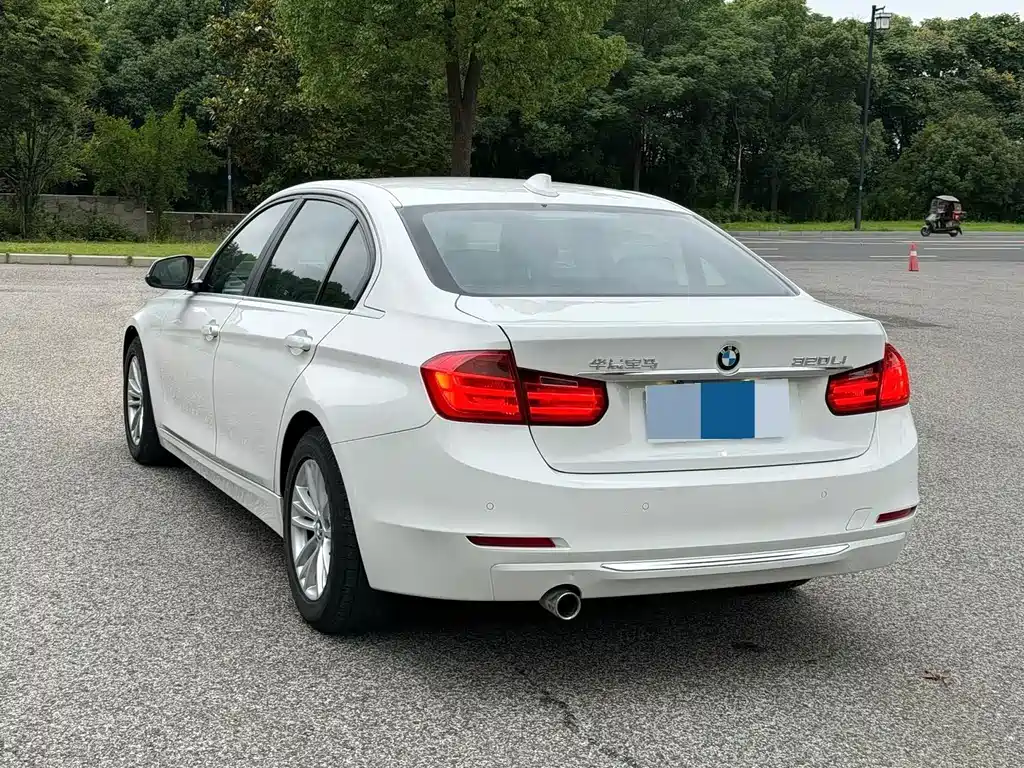 BMW 3 Series 2014 — фото 9