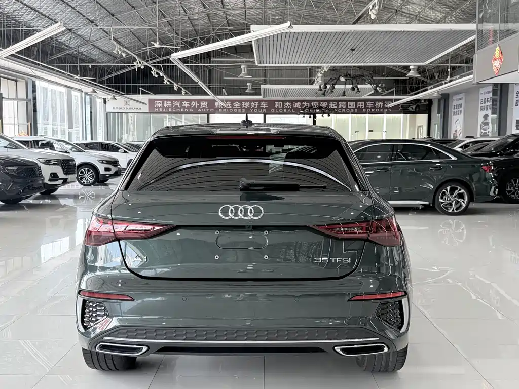 Audi A3 2022 — фото 11