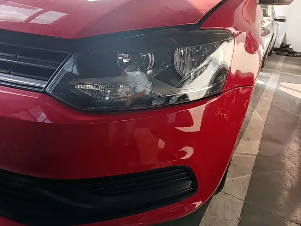 Volkswagen Polo 2018 — фото 24