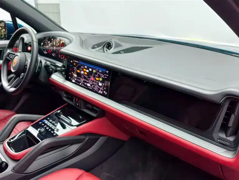 Porsche Cayenne 2025 — фото 12