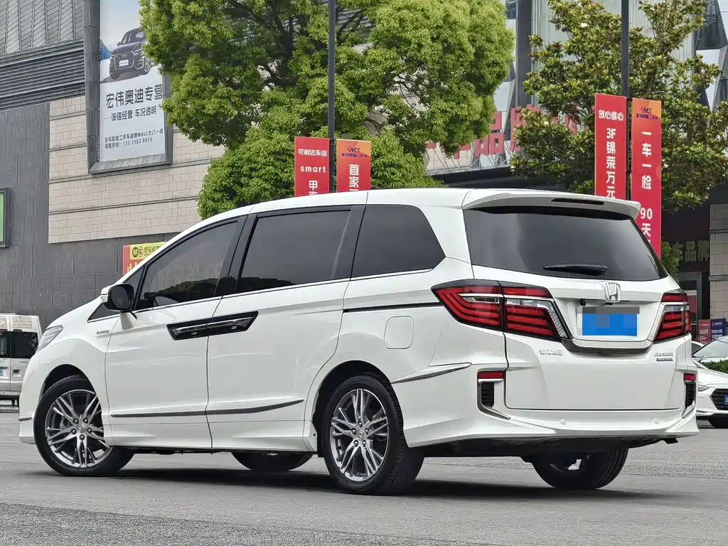 Honda Elysion 2020 — фото 3