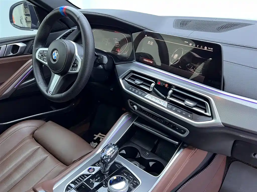 BMW X6 2022 — фото 19