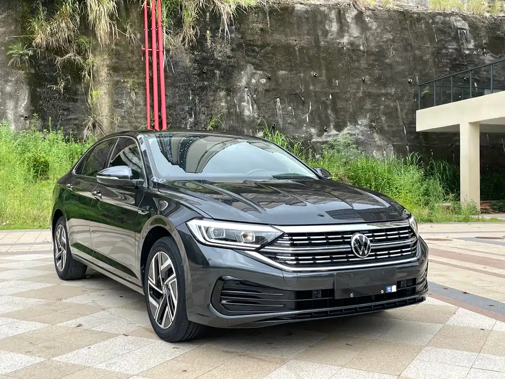 Volkswagen Sagitar 2023