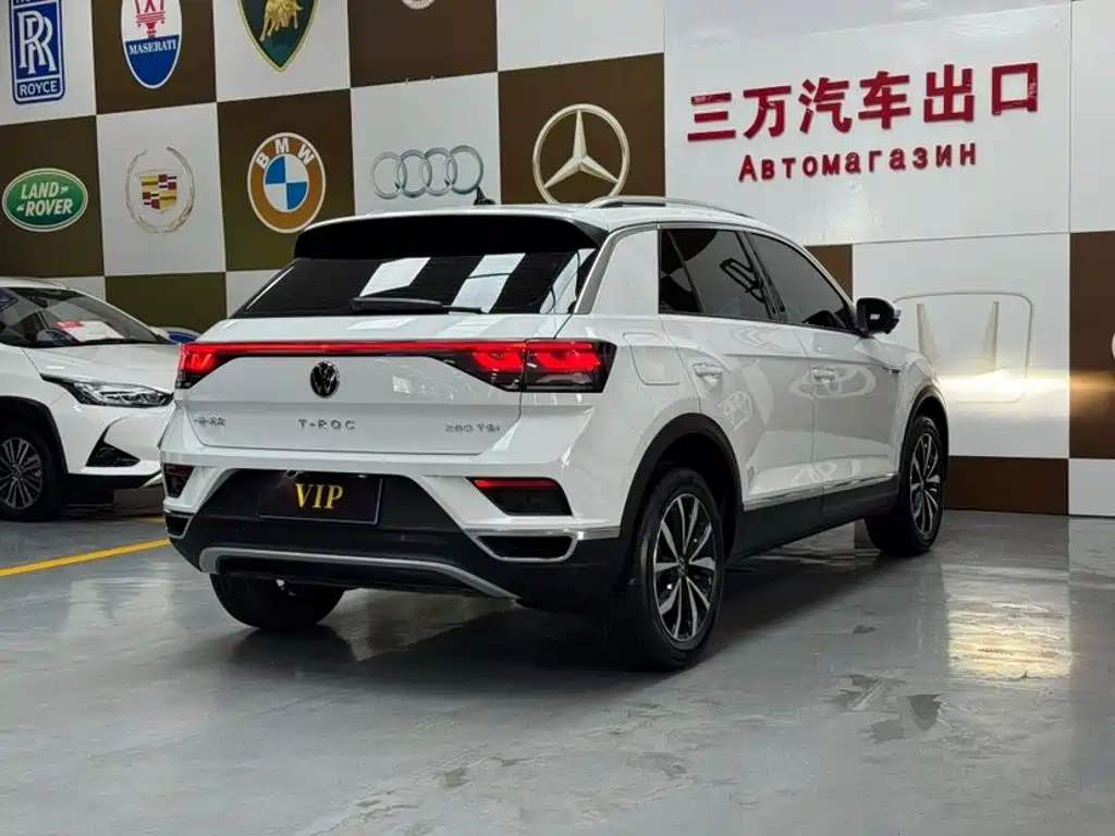 Volkswagen T-Roc 2024