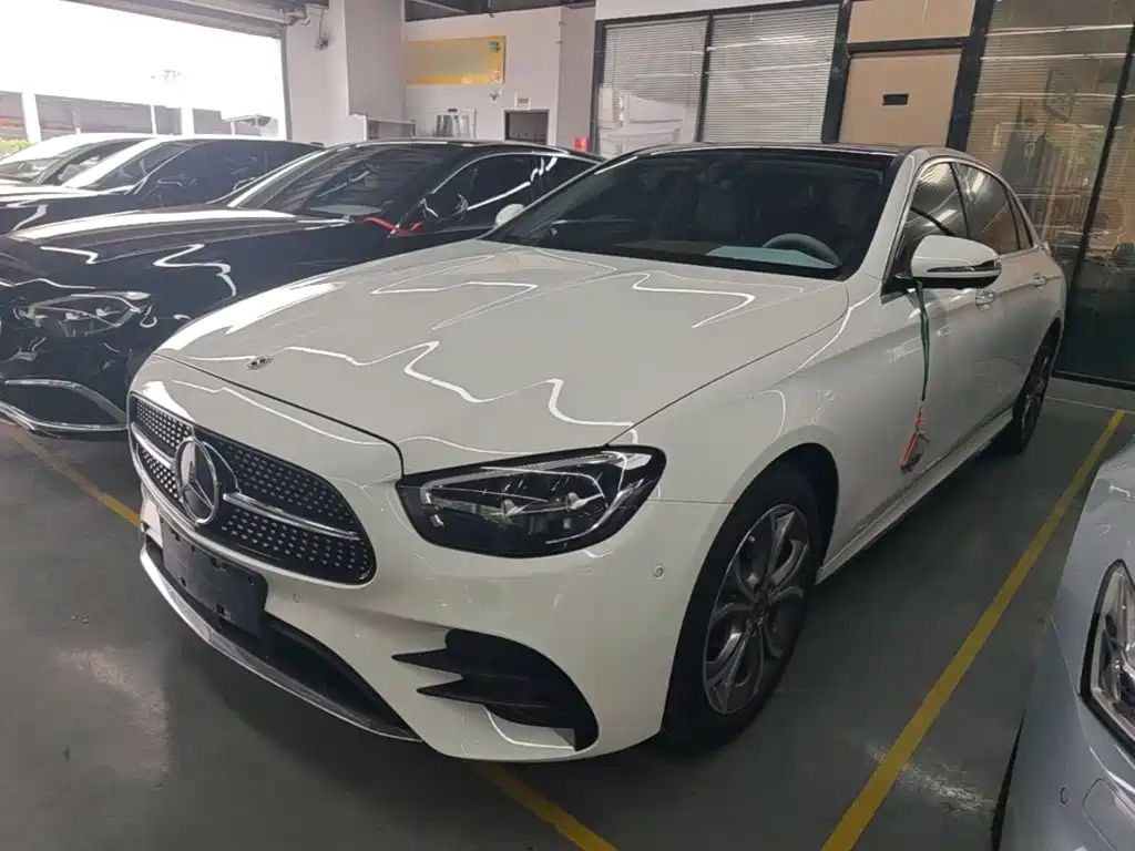 Mercedes-Benz E-Class 2021