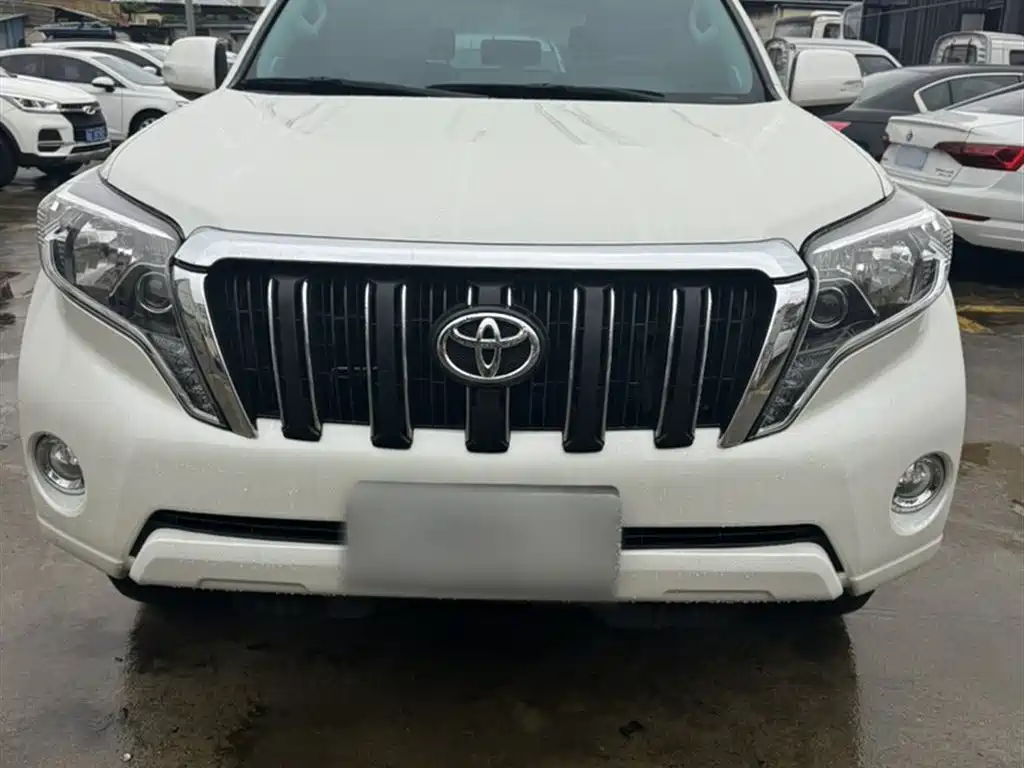 Toyota Prado 2017 — фото 11