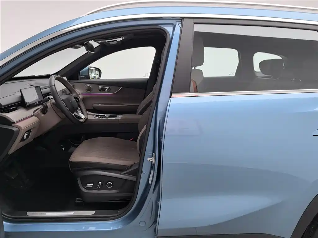 Chery Tiggo 8 PLUS C-DM 2024 — фото 10