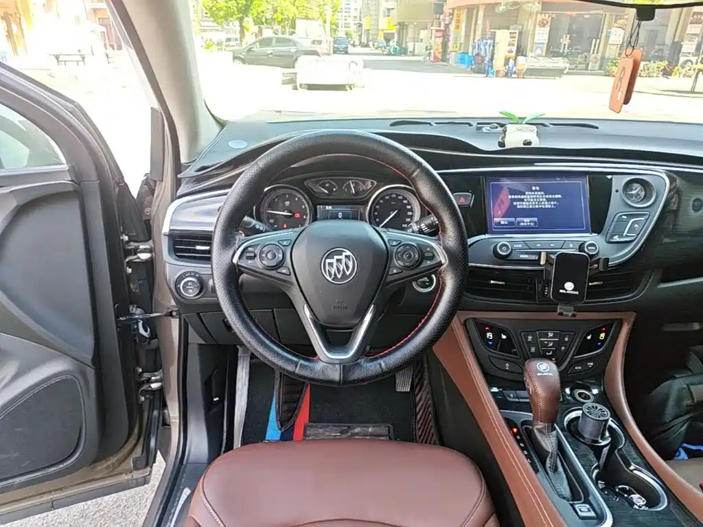 Buick Envision Plus 2019 — фото 11