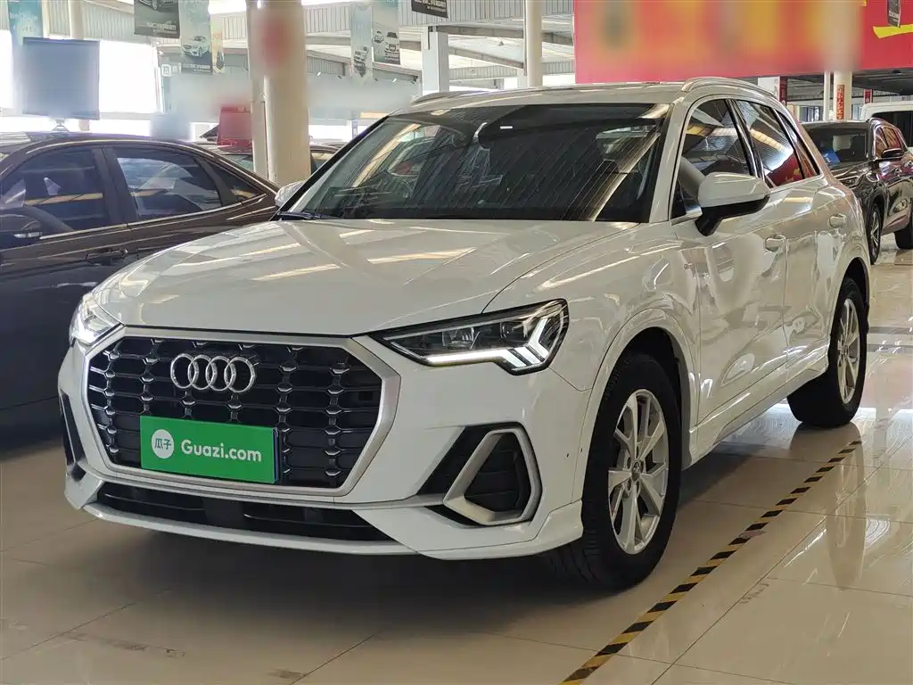 Audi Q3 2019 — фото 2