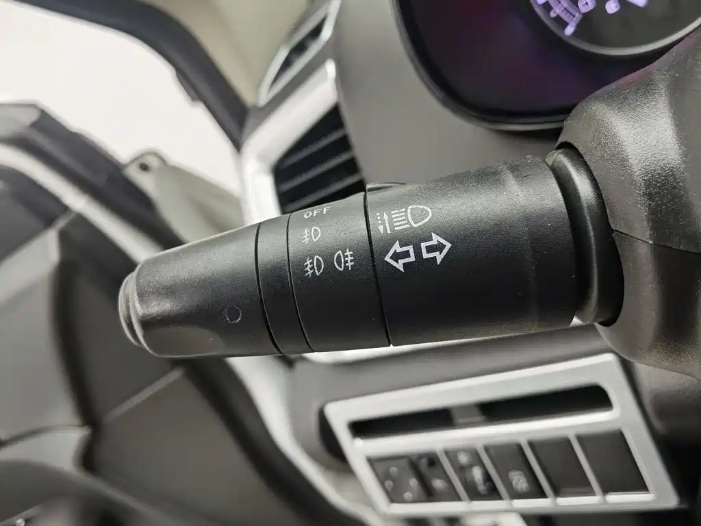 Dongfeng Fengdu MX5 2018 — фото 21