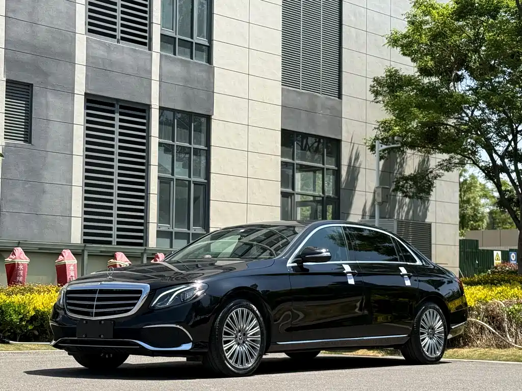 Mercedes-Benz E-Class 2020 — фото 1