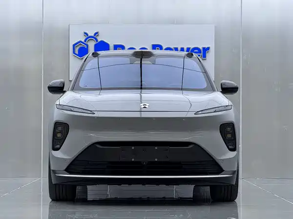 NIO ES8 2023