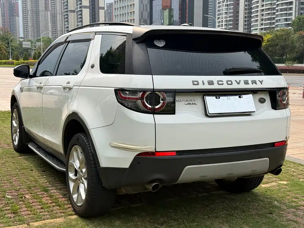 Land Rover Discovery Sport 2016 — фото 9