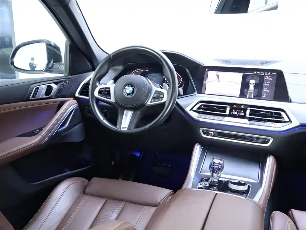 BMW X6 2021 — фото 14