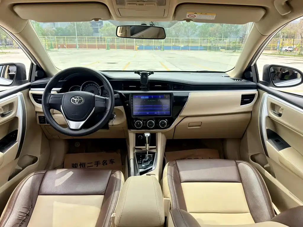 Toyota Corolla 2017 — фото 10