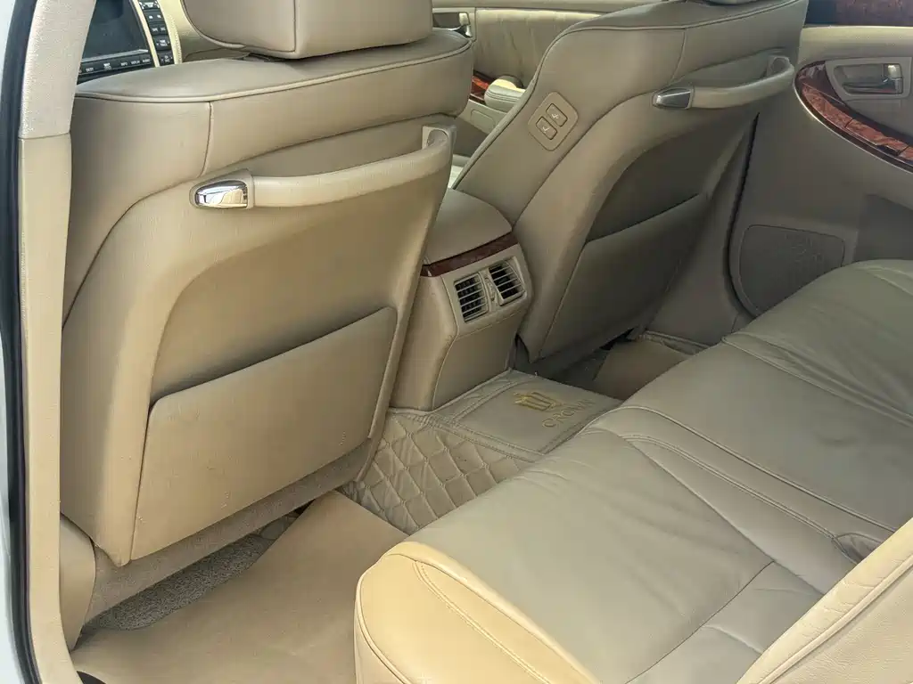 Toyota Crown 2005 — фото 32