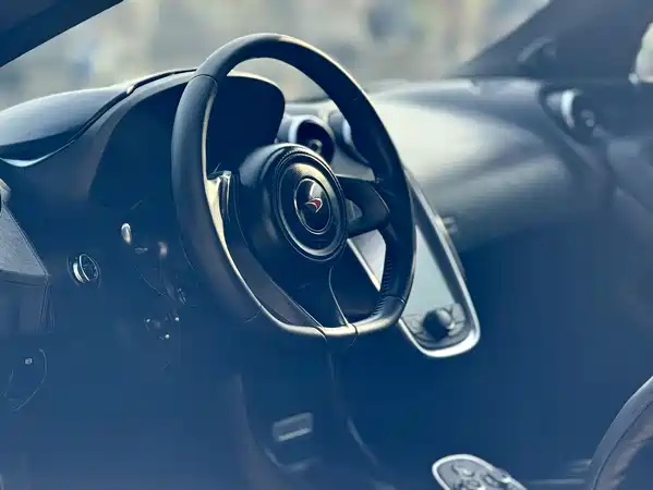 McLaren 570 2016