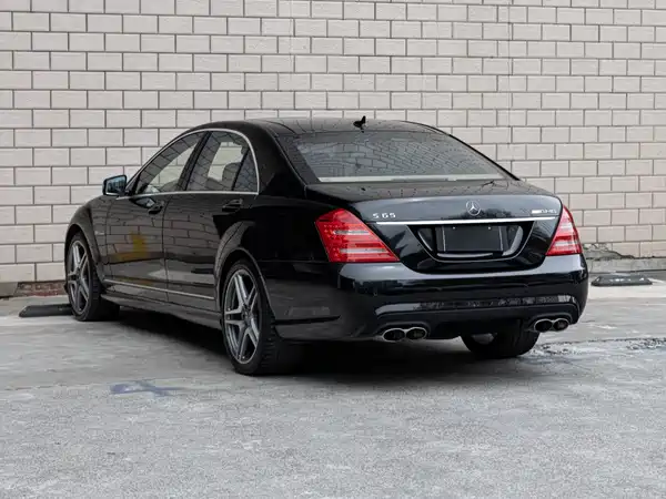 Mercedes-Benz S-Class AMG 2010