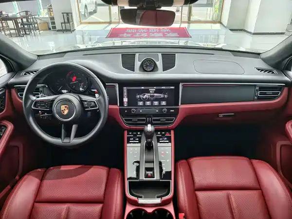 Porsche Macan 2022
