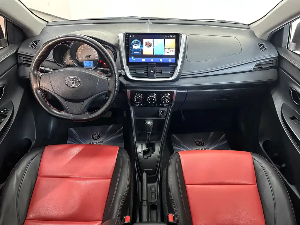 Toyota Yaris L 2020 — фото 18