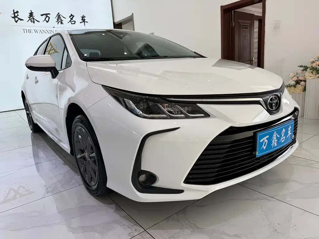 Toyota Corolla 2022 — фото 3