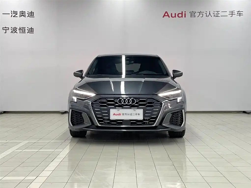 Audi A3 2023 — фото 2