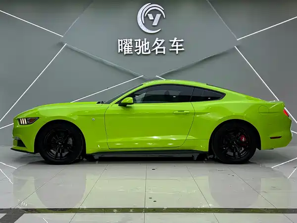 Ford Mustang 2020