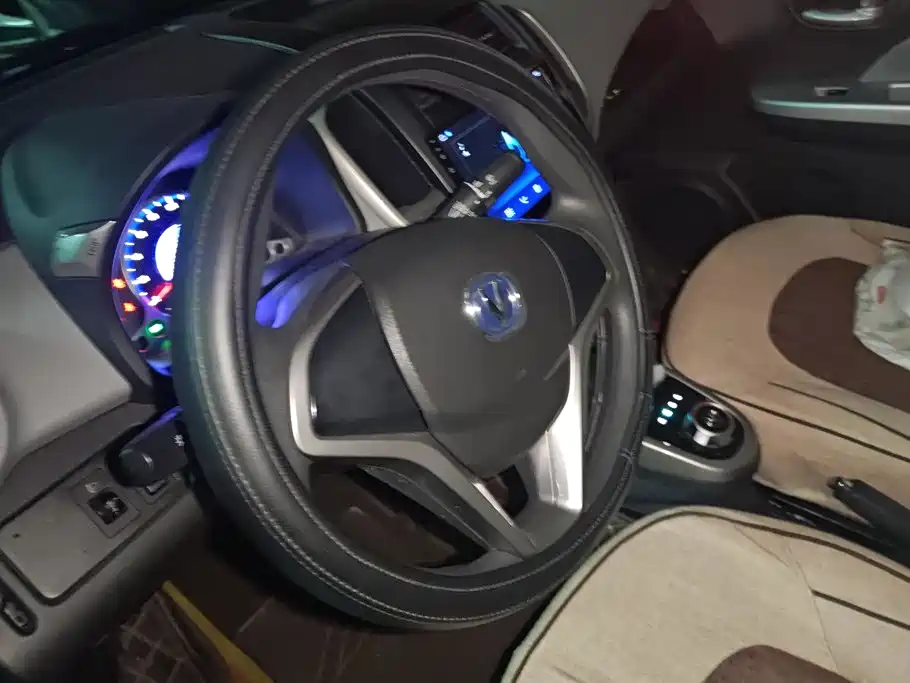 Changan Benben E-Star 2021 — фото 15