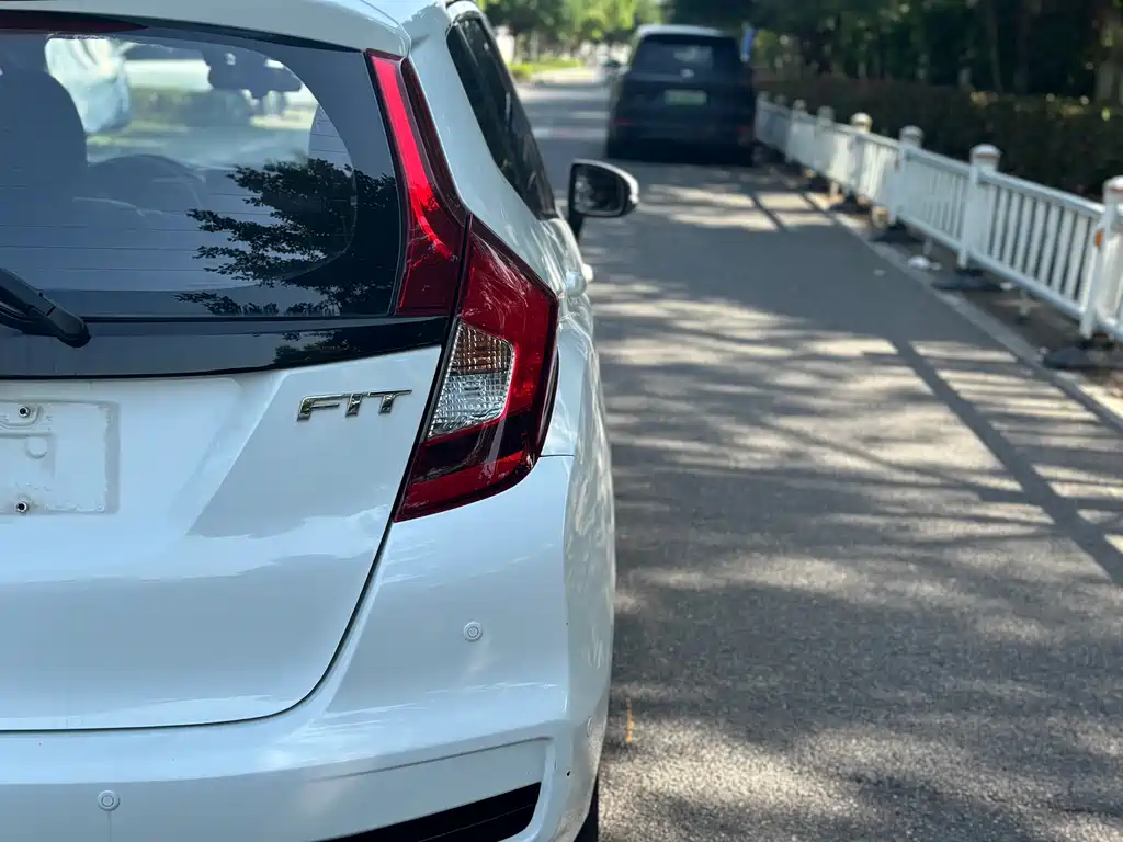 Honda Fit 2018 — фото 7