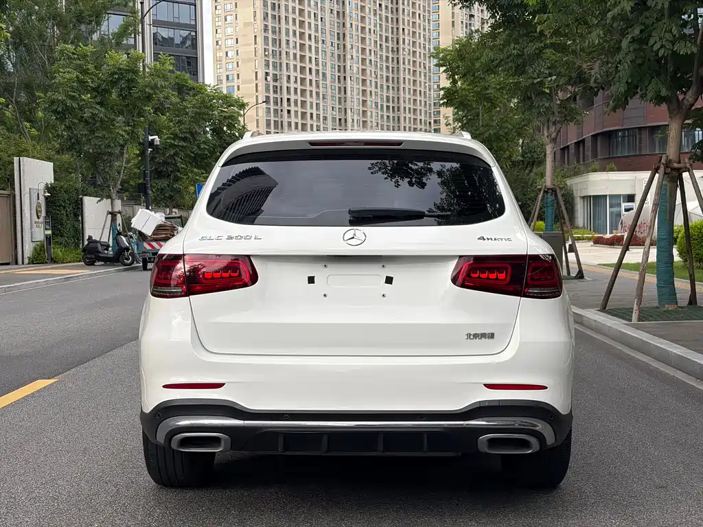 Mercedes-Benz GLC 2021 — фото 16