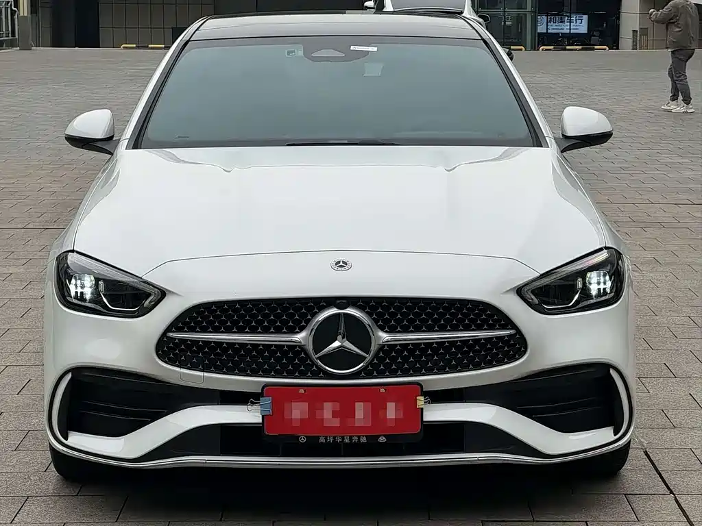 Mercedes-Benz C-Class 2023 — фото 2