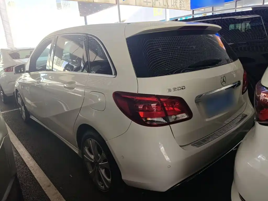 Mercedes-Benz B-Class 2019