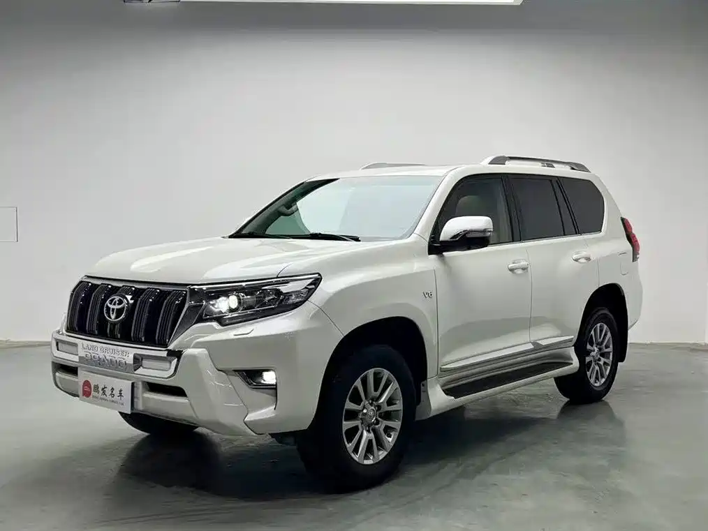 Toyota Prado 2018 — фото 1