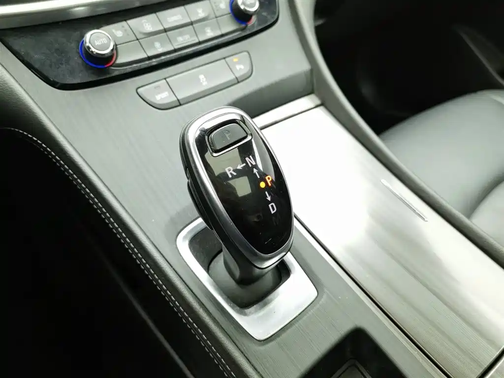 Buick LaCrosse 2020 — фото 13
