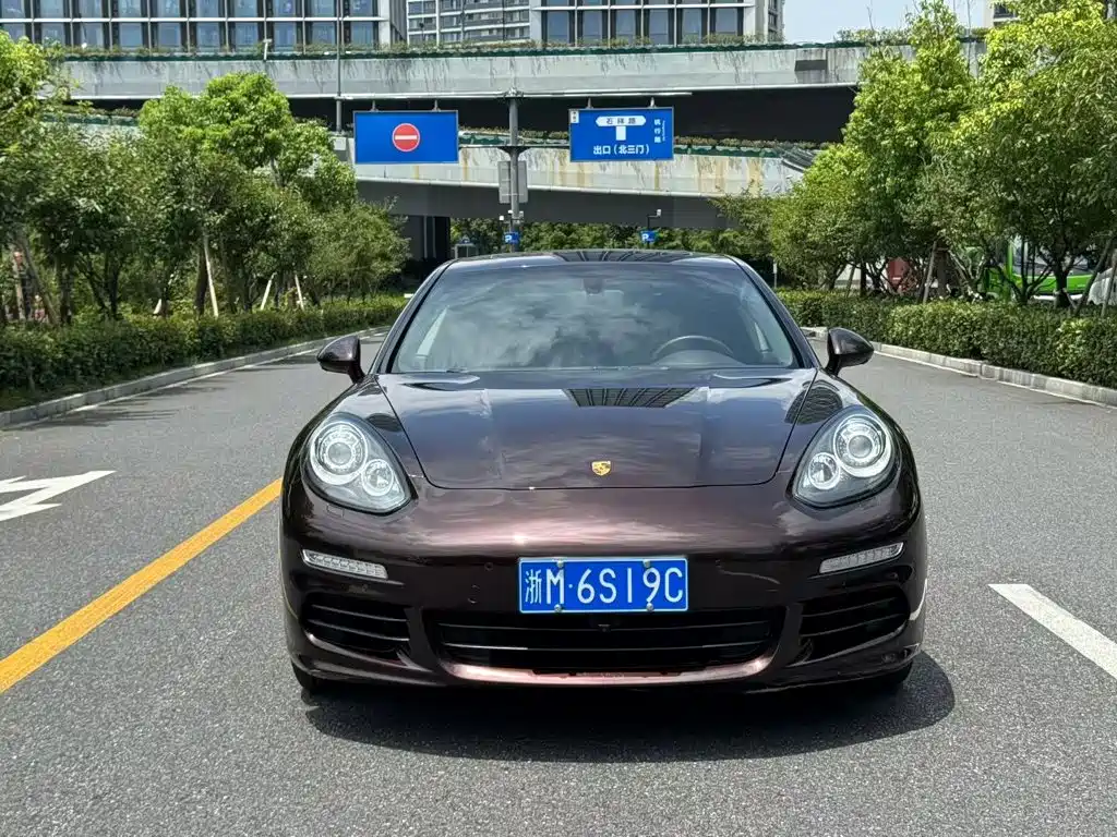 Porsche Panamera 2015 — фото 2