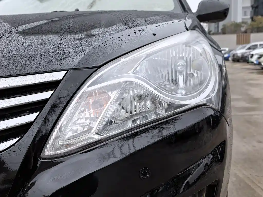 Hyundai Elantra 2014 — фото 18