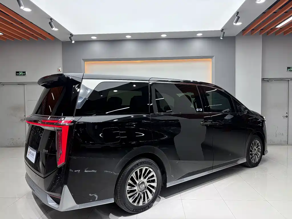 GAC Motor Trumpchi M8 2023 — фото 4