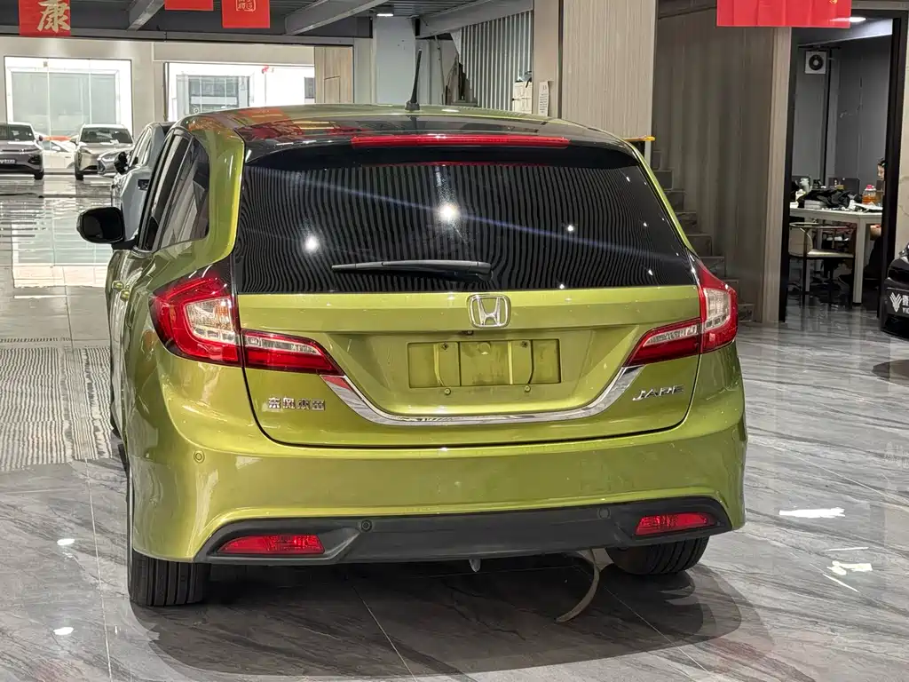 Honda Jade 2016 — фото 5