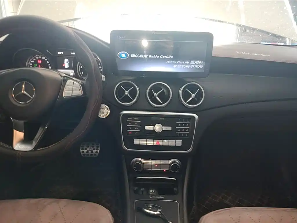 Mercedes-Benz GLA 2018 — фото 13