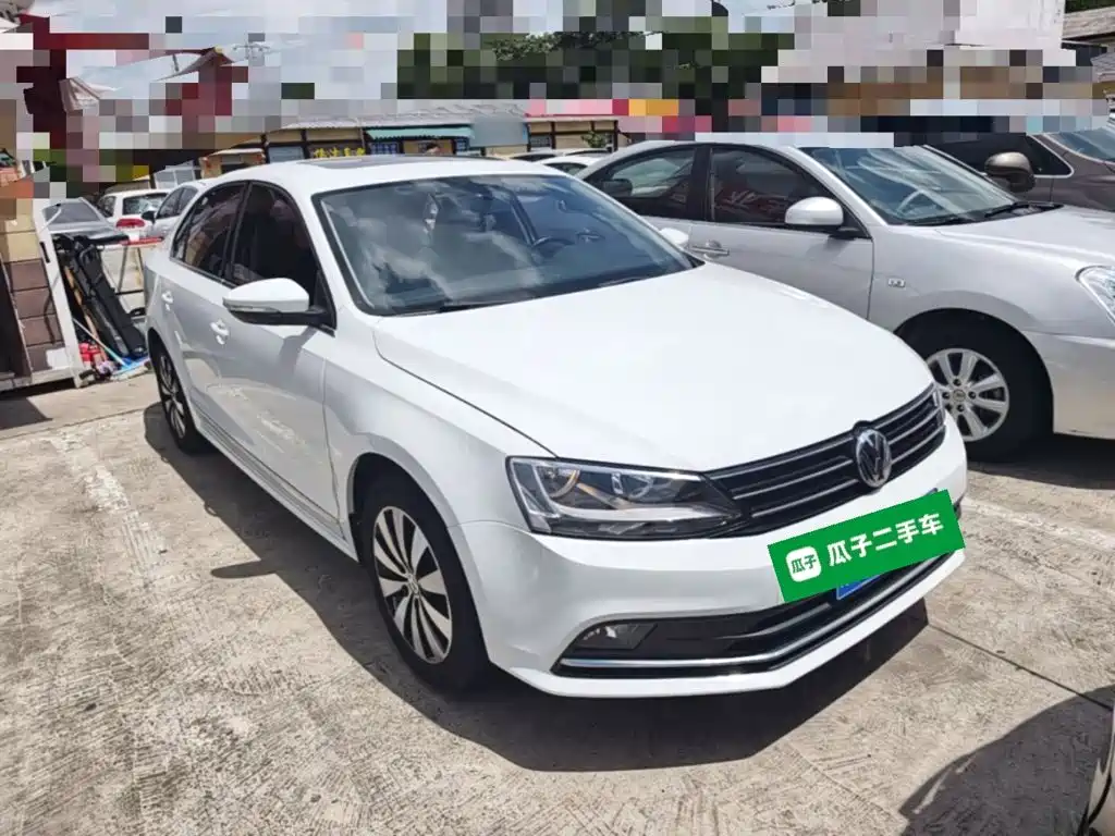Volkswagen Sagitar 2017