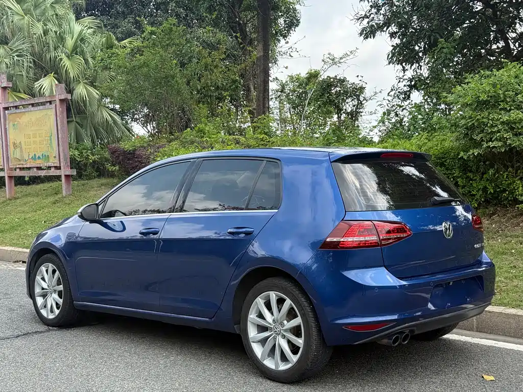 Volkswagen Golf 2014