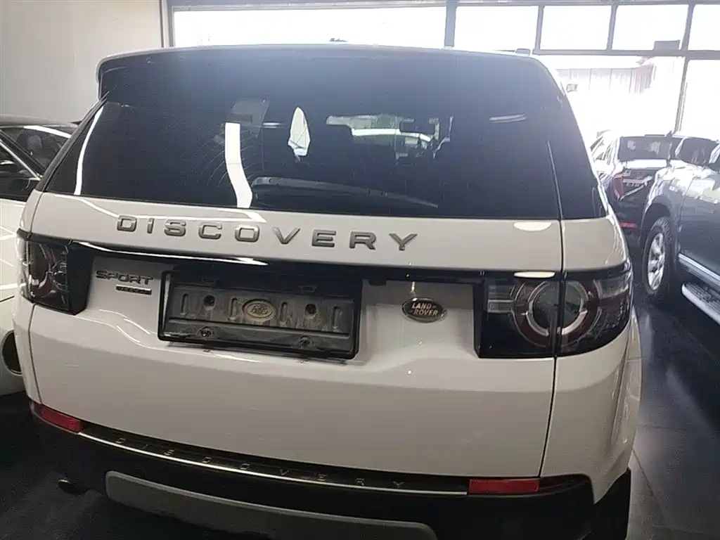 Land Rover Discovery Sport 2016 — фото 6